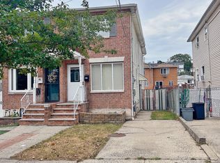 322 Virginia Ave, Staten Island, NY 10305