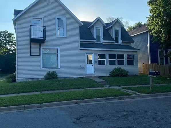 1806 Whipple St, Eau Claire, WI 54703