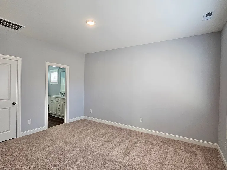 840 Bertwood Rd SW — Photo 16