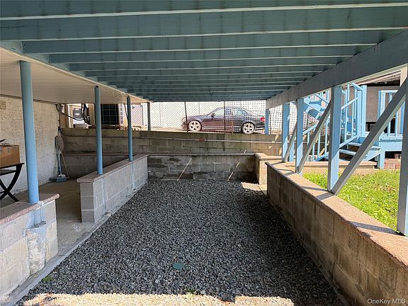 5th image of 80 Westerly Street
