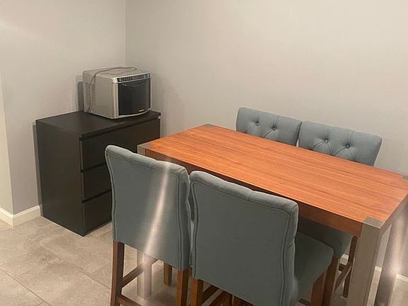 5th image of 13594 Bentley Cir