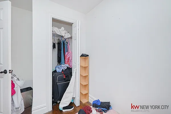 Rented by Keller Williams NYC | media 20