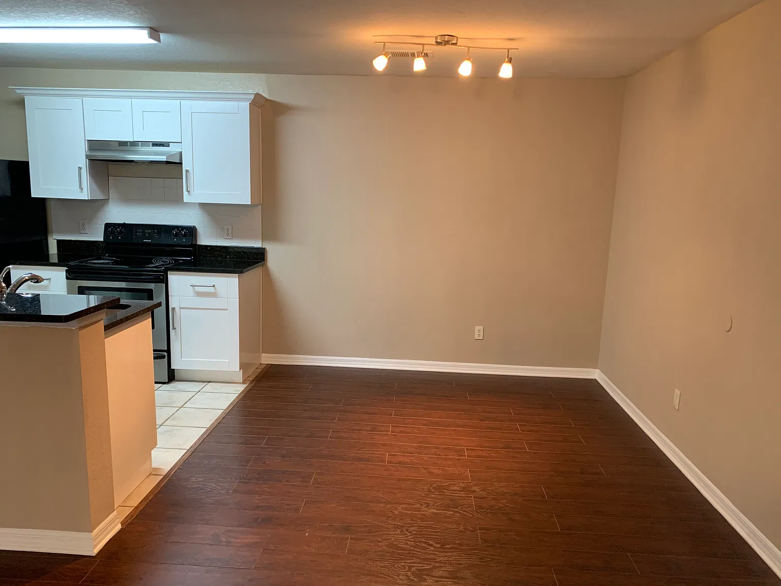 1 bed, 671 sqft, $1,400 — Photo 2