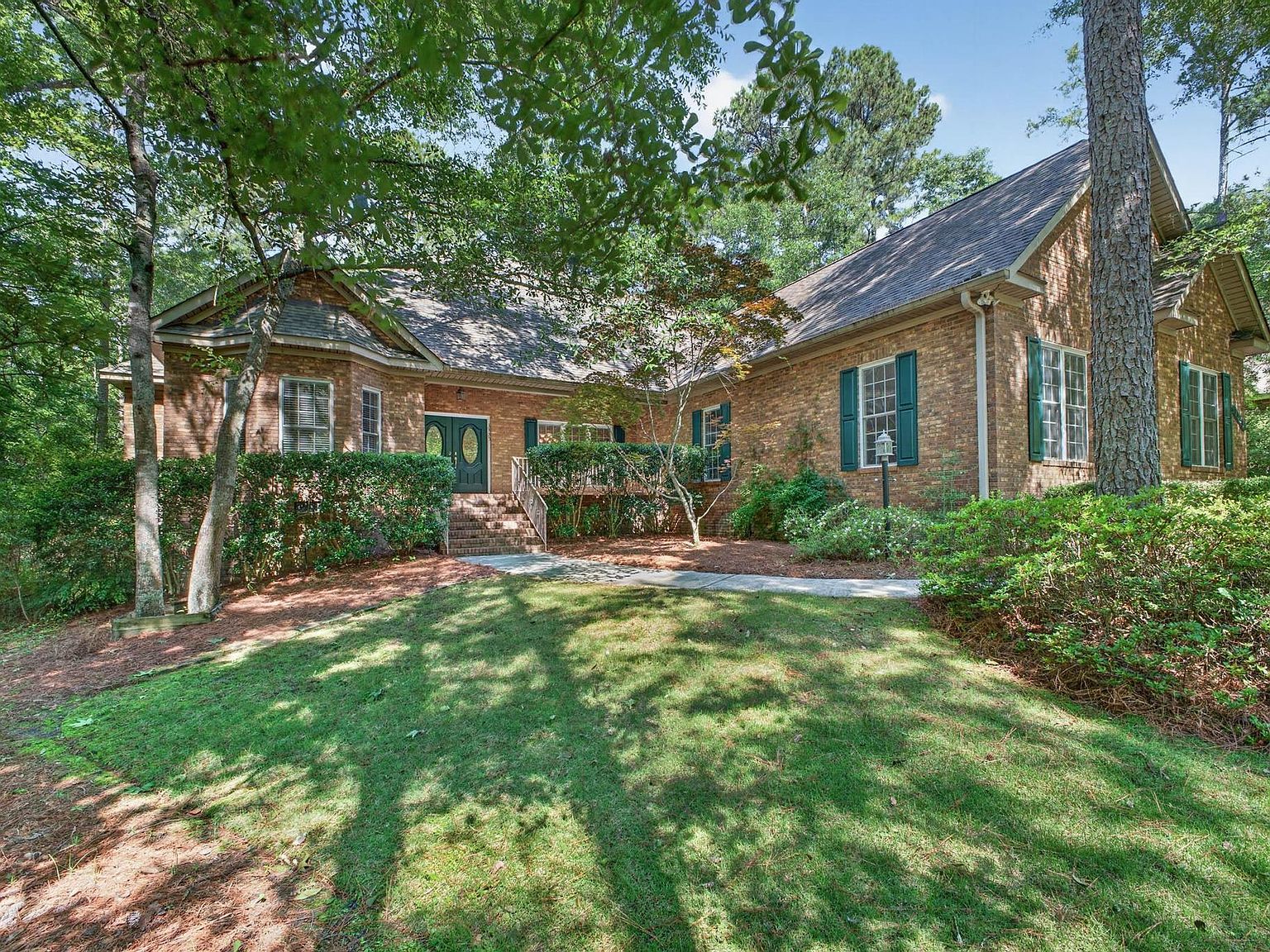 3335 Glenview Dr