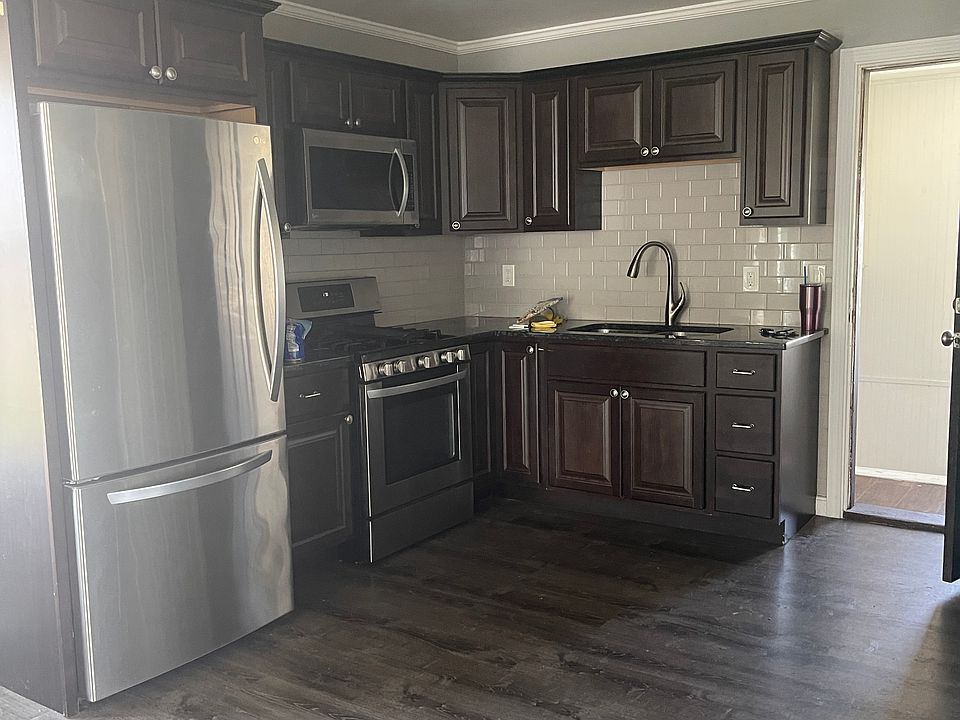 1st image of 170 Foster St #2