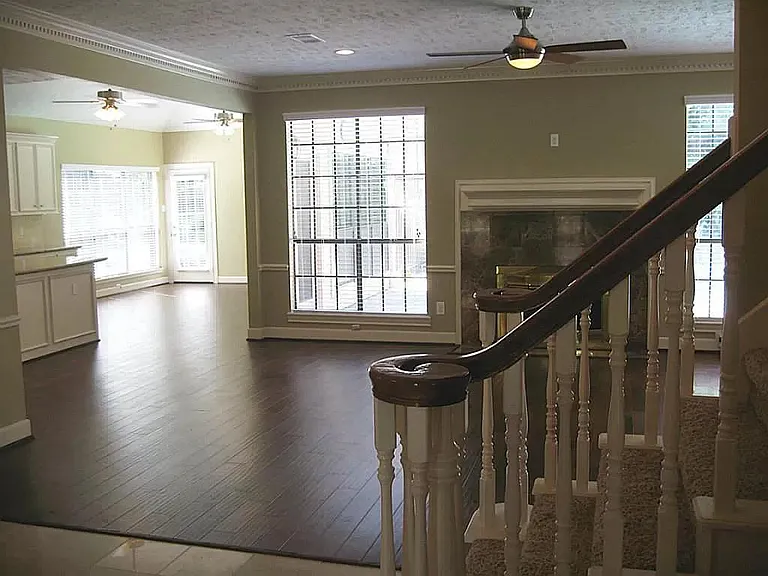 17619 Champion Forest Dr — Photo 6