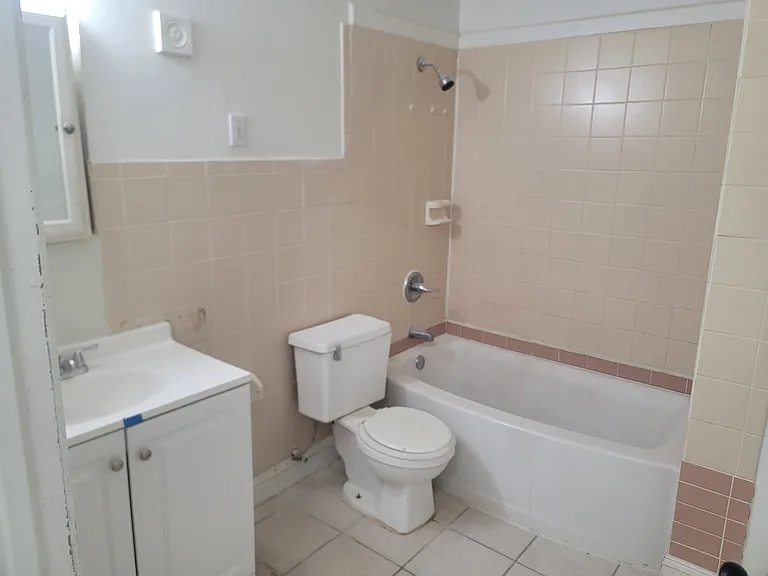 1413 Plaza Pl — Photo 8