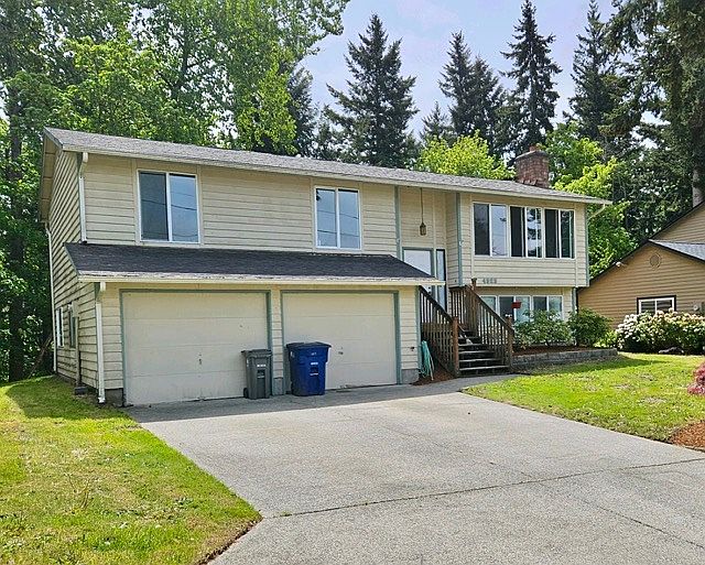 1st image of 4323 SE 4th Pl