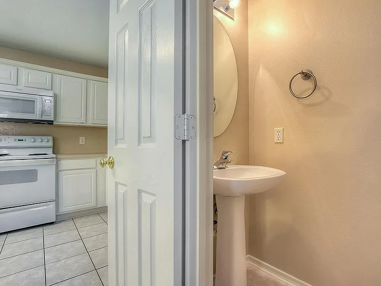 7 Newberry Trail Ct — Photo 19