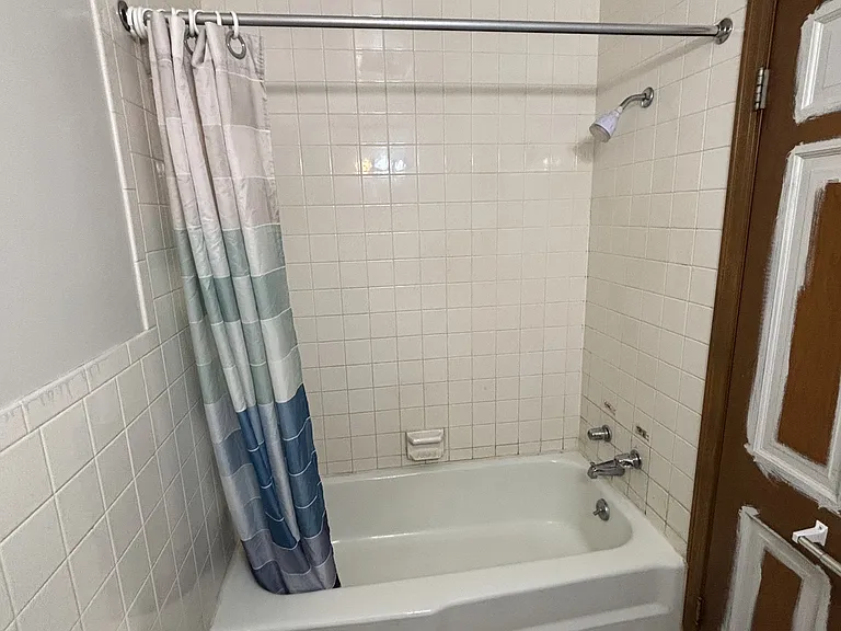429 Somerset Ave — Photo 11