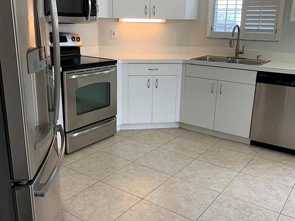 3rd image of 3720 Fieldstone Blvd #7-104