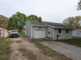 13505 Spruce Ave, Grandview, MO 64030