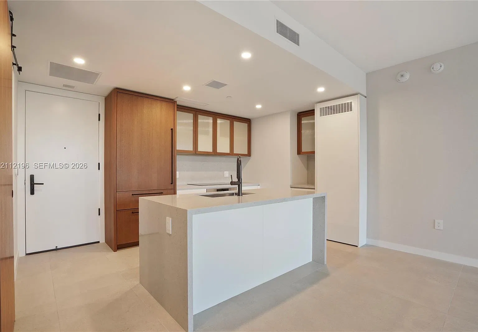 2200 Brickell — Photo 4