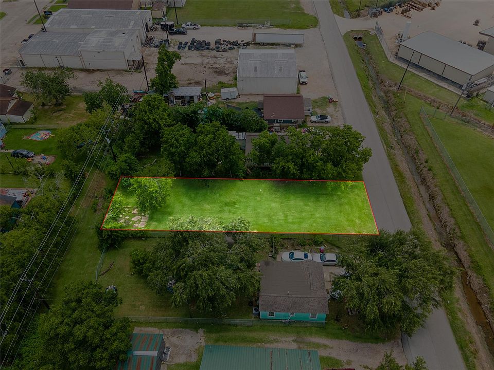 1st image of 1826 Zapata St