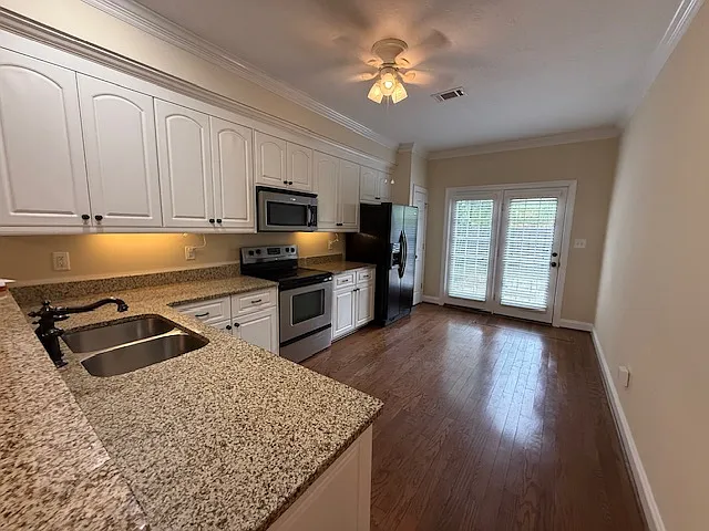 816 Mayo Ln #1 — Photo 7