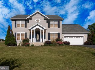 57 Breckenridge Dr, Martinsburg, WV 25403