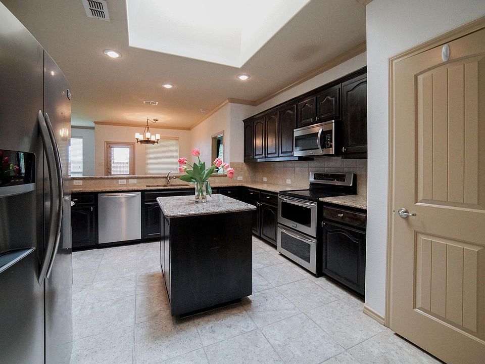 1st image of 4724 Shagbark Dr