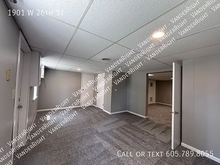 1901 W 26th St — Photo 23