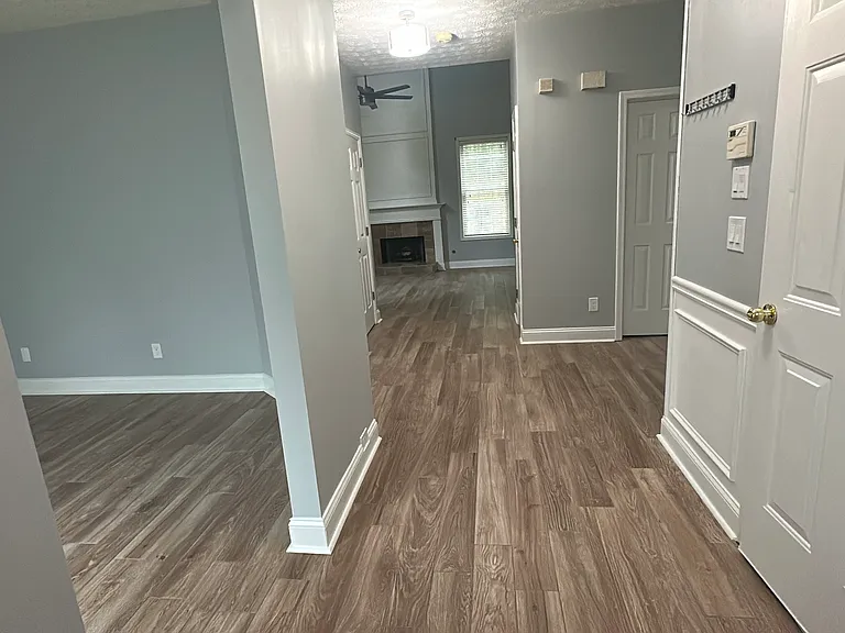 2400 Kirkstone Dr — Photo 22