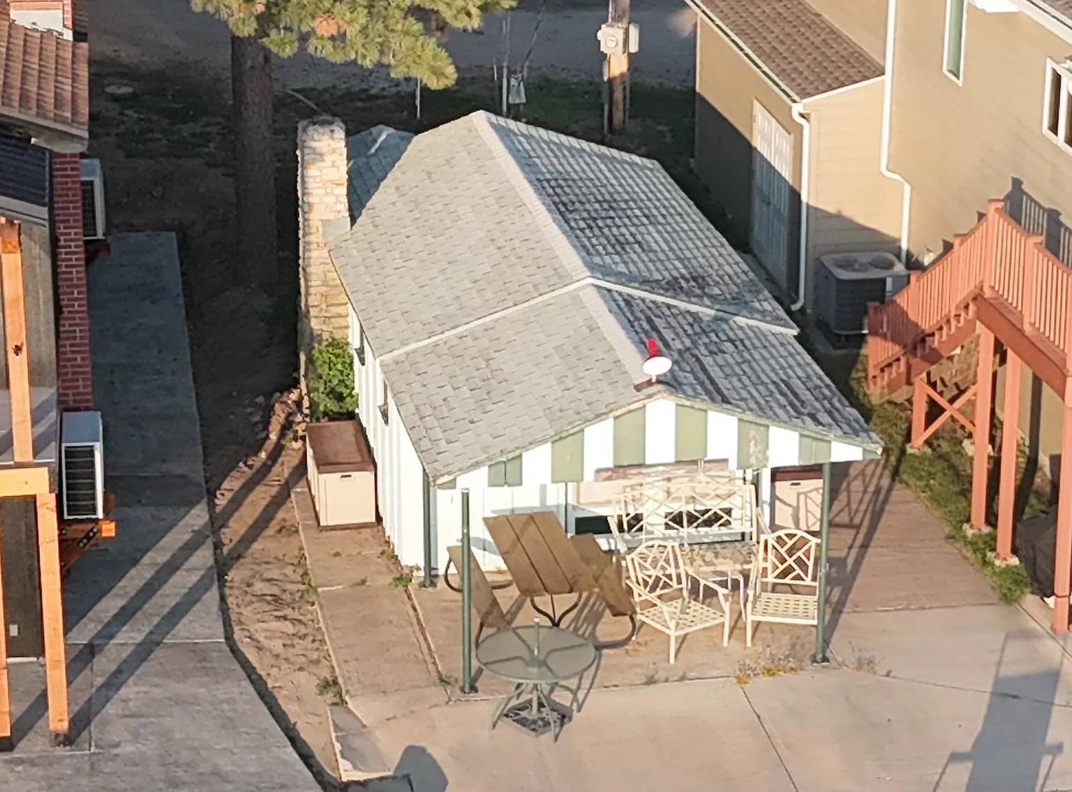 Studio, 240 sqft, $190,000 — Photo 3