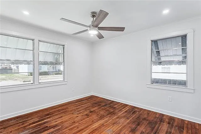 717 Harang Ave — Photo 8