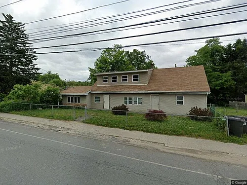 127 Main St Photo 1
