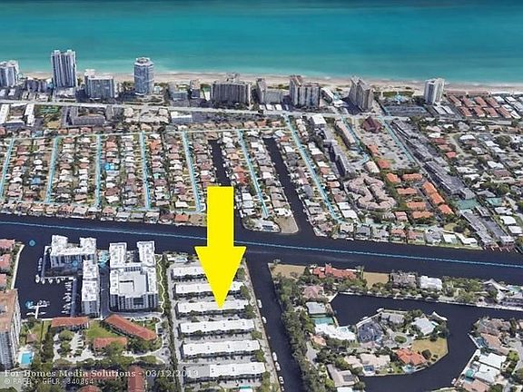 3rd image of 6495 Bay Club Dr APT 3