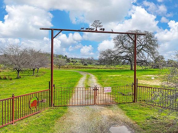 2nd image of 7730 McCourtney Rd