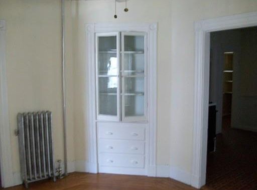 2nd image of 7 Crescent Ave #1