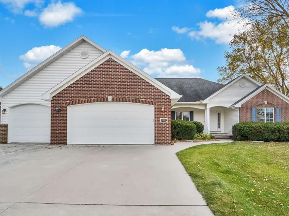 W5281 Natures Way Dr, Sherwood, WI 54169