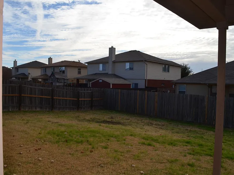 5318 Birmingham Cir — Photo 2