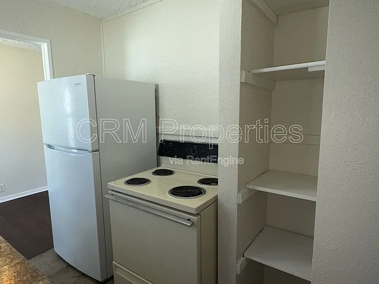 4537 Fletcher Ave — Photo 6