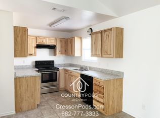 9104 Putteet Rd, Cresson, TX 76035