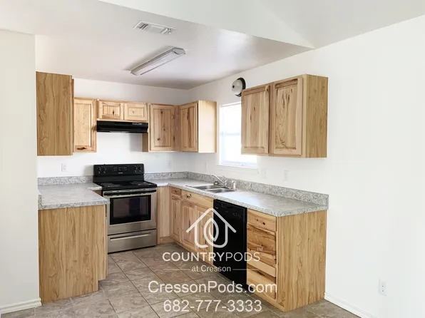 7037 Minor Rd, Cresson, TX 76035