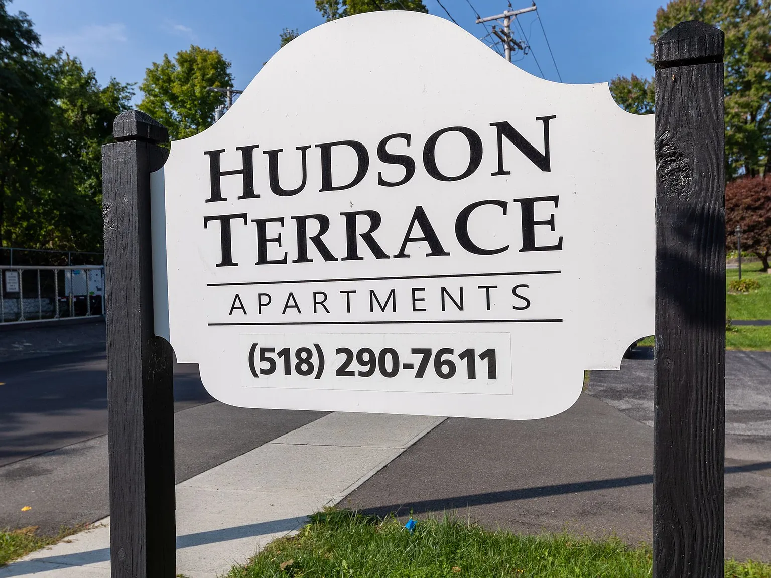 Hudson Terrace Apartments — Photo 2