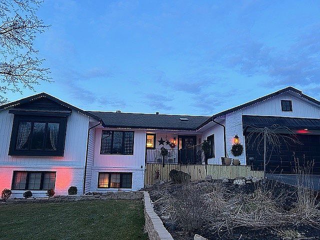 1st image of 4111 Bradford St NE