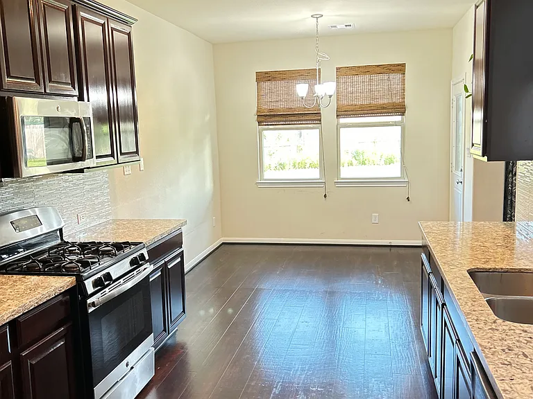 18955 Barrington Grove Trce — Photo 19