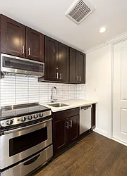 Rented by R New York