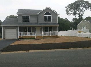 15 Harriet St, Centereach, NY 11720