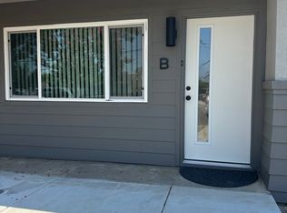 1050 3rd St APT B, Clovis, CA 93612