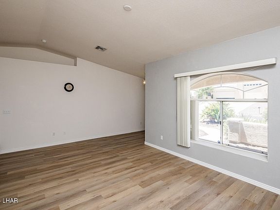 5th image of 3724 Cactus Ridge Dr