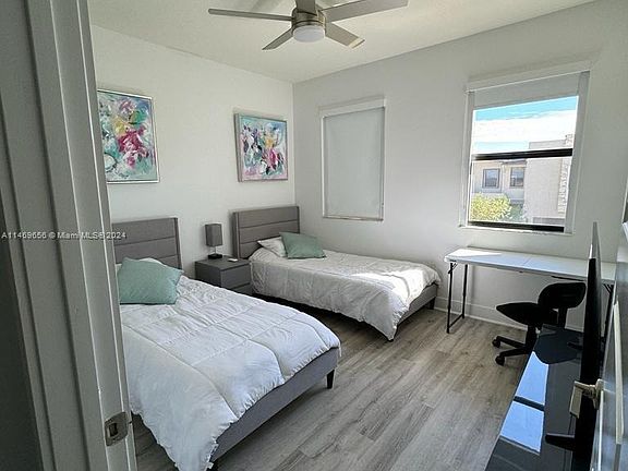 5th image of 10521 NW 81st Ter #10521