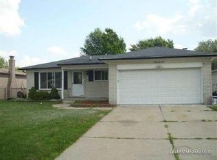 3640 Jennifer Dr, Sterling Heights, MI 48310