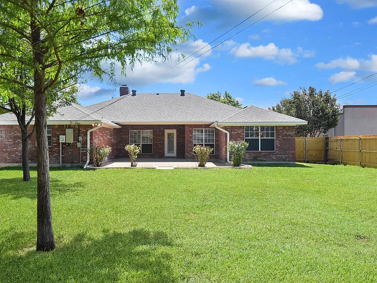112 Tiger Cir — Photo 19
