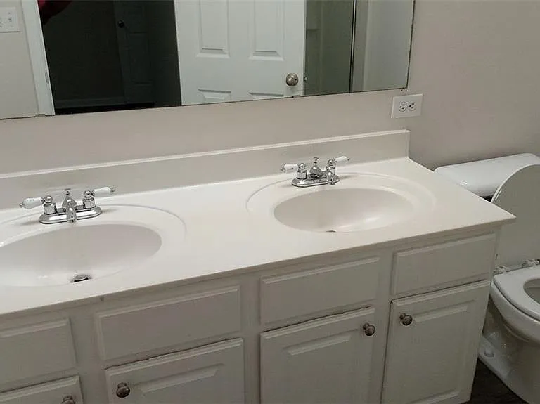 755 Crestwell Cir SW — Photo 28