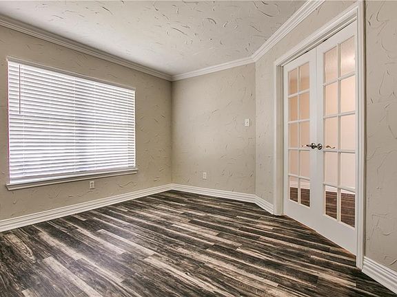 5th image of 900 Orchid Dr