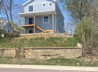 1029 Commercial St #A, Atchison, KS 66002