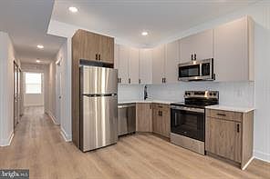 1st image of 2234 N Franklin St #3