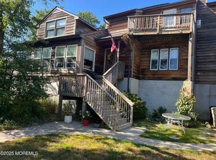 185 Harbor Inn Rd, Bayville, NJ 08721