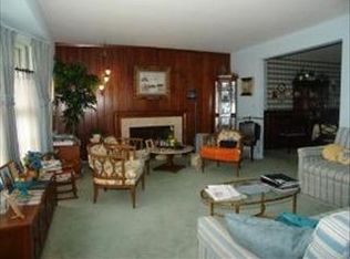 544 N Broadway Ave, Park Ridge, IL 60068